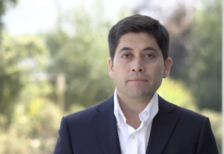 Hermann González Clapes UC